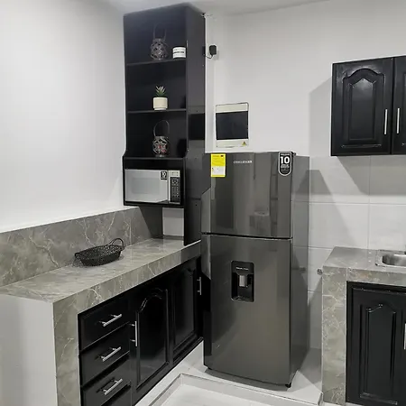 Con Banos Privado, Comparte Zona Social Guest house Cartagena