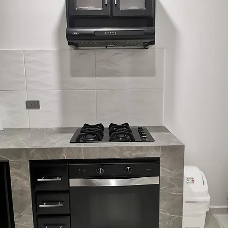 Guest house Con Banos Privado, Comparte Zona Social Cartagena